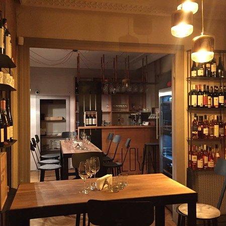 Lovin' Winebar & Bistro